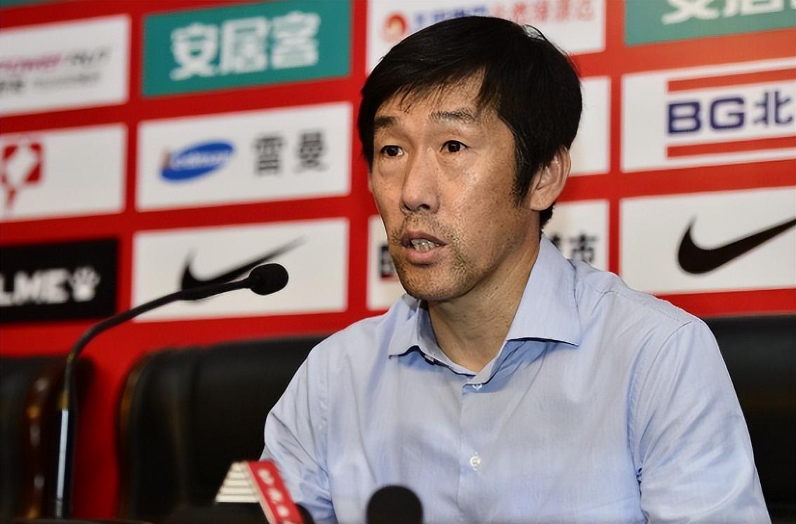 乌法115k欧元买断阿加波夫,结束租借正式加盟