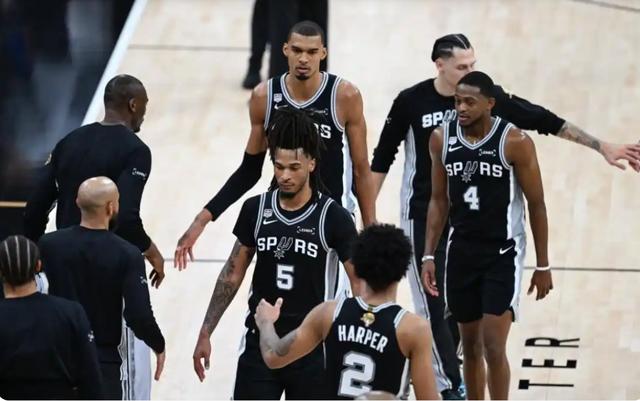 迈克·布朗的NBA冠军履历：尼克斯主帅有多少枚戒指？