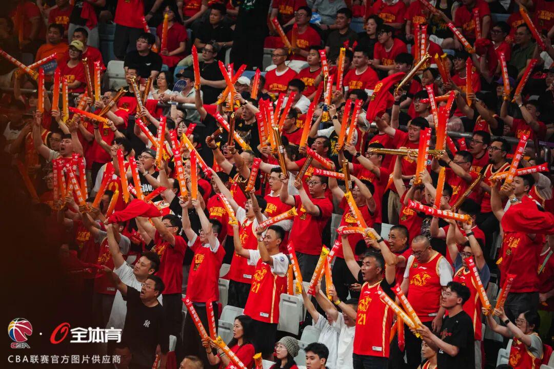 悟空体育詹姆斯下家是哪？预测网站晒概率：骑士最有可能 勇热也有机会