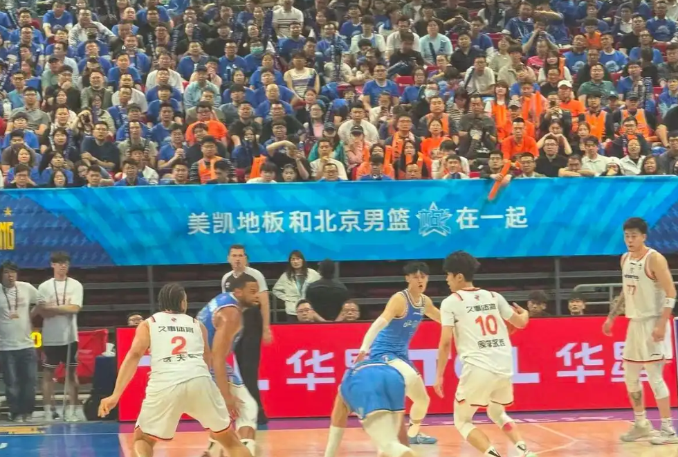 悟空体育尼克斯时隔53年重夺NBA总冠军