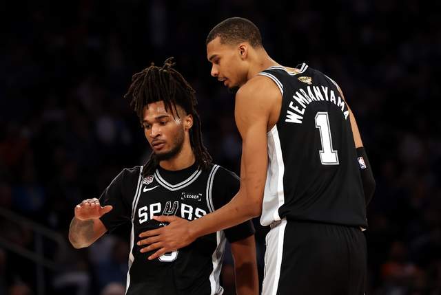 悟空体育同样是NBA传奇巨星，为何科比营销害人，詹姆斯营销却无害？
