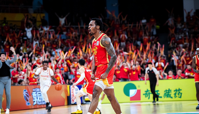 悟空体育拿下NBA总冠军的纽约尼克斯队，还是联盟赚钱高手