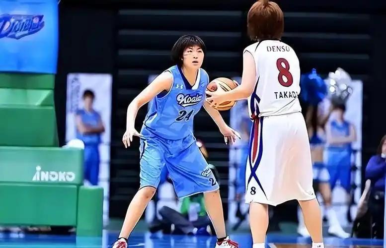 吸粉，佛得角门将沃齐尼亚在零封西班牙后社媒粉丝暴涨超150万