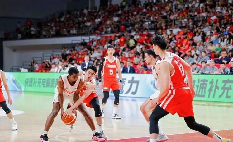 刘建宏:西班牙夺冠概率排在第二档,进攻两个翅膀断掉了很麻烦